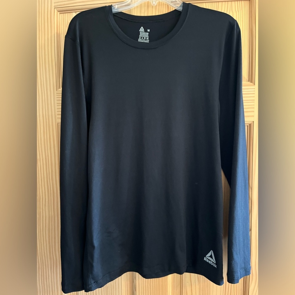 Men’s Black Long Sleeve Reebok Shirt Size‎ Medium